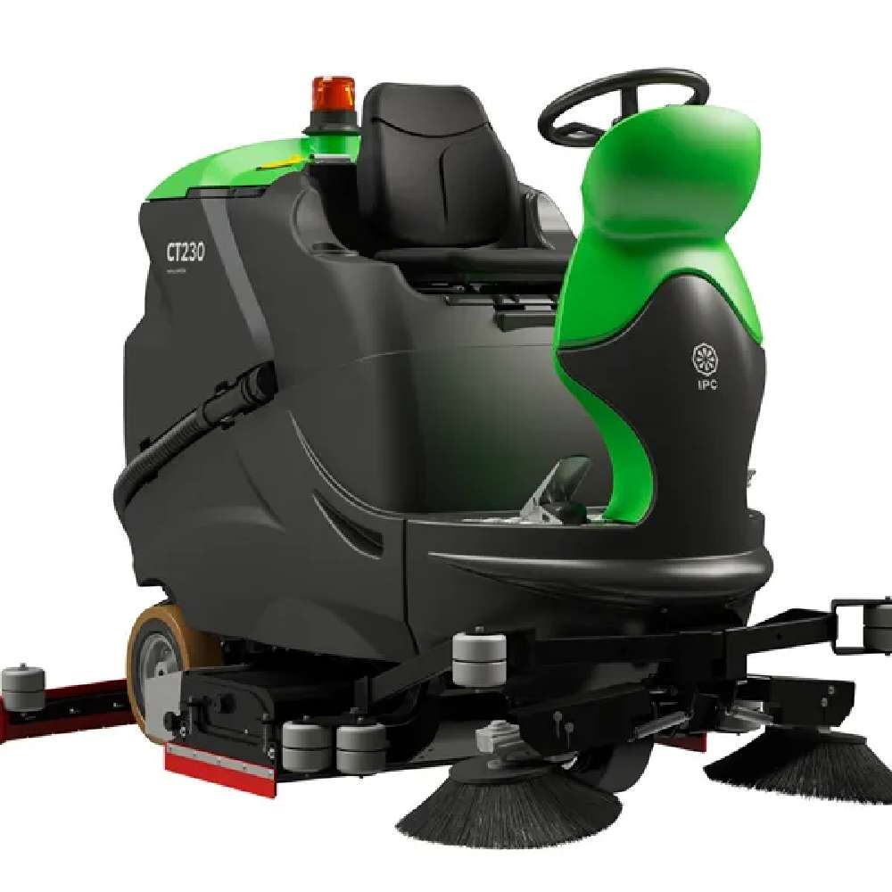 Restregadora industrial hombre a bordo IPC CT230. Fregadora de gran capacidad para limpieza pesada en plantas automotrices, macro CEDIS y naves industriales.